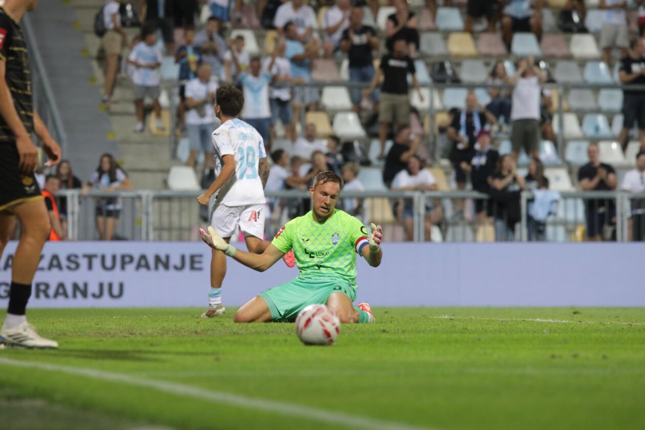 Rijeka: Rijeka i Osijek sastali se u 6. kolu HNL-a