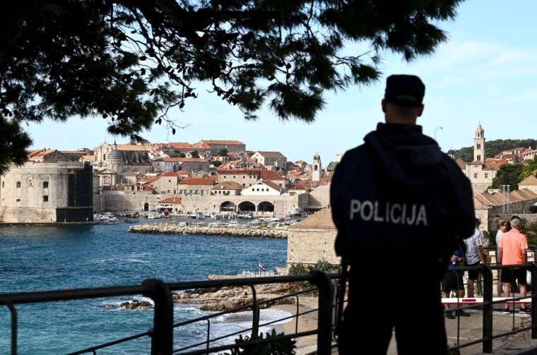 Dubrovnik: Mjere osiguranja na ulicama grada uoči dolaska ukrajinskog predsjednika Zelenskog Dubrovnik: Mjere osiguranja na ulicama grada uoči dolaska ukrajinskog predsjednika Zelenskog