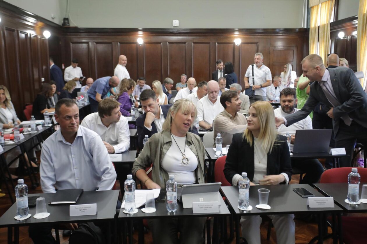 Rijeka: Sjednica Županijske skupštine Primorsko-goranske županije Rijeka: Sjednica Županijske skupštine Primorsko-goranske županije
