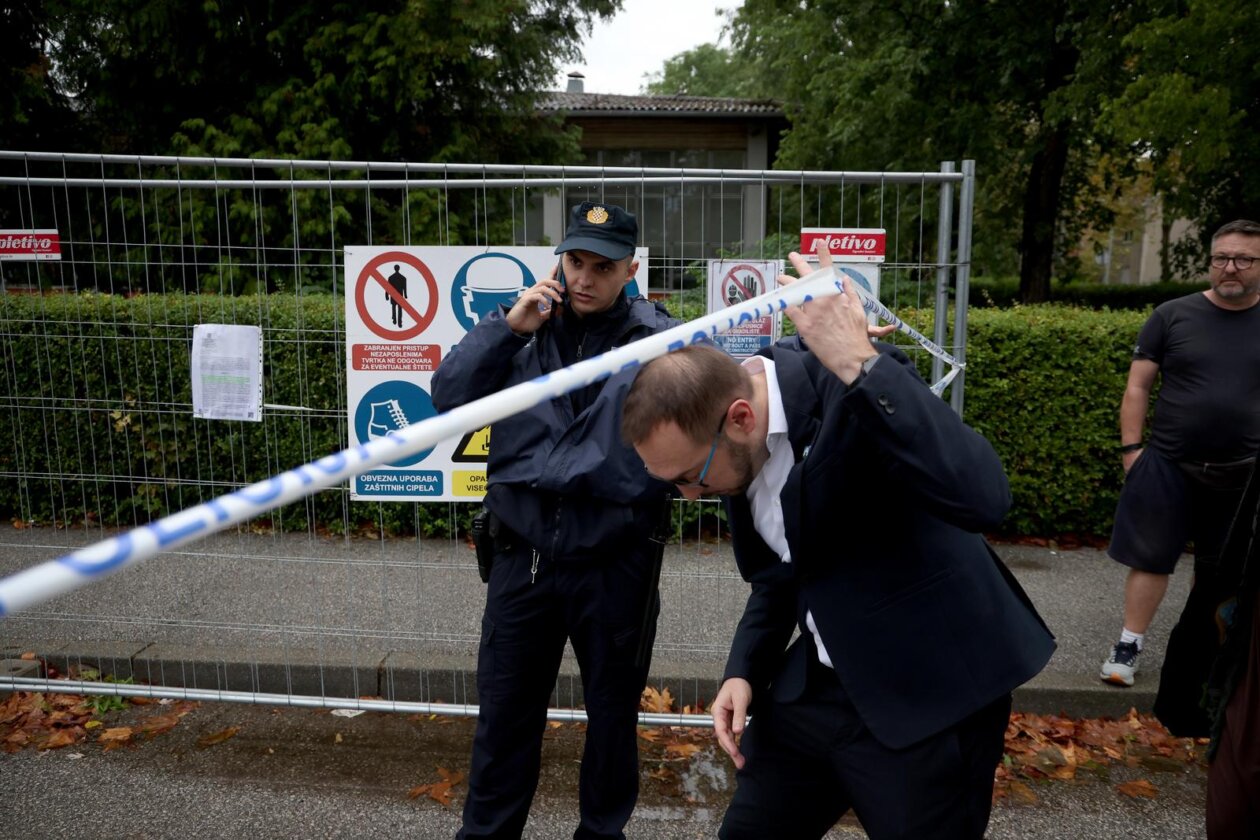 Zagreb: Tomislav Tomašević stigao pred školu gdje je učenik nožem ozlijedio učenika i djelatnicu škole Zagreb: Tomislav Tomašević stigao pred školu gdje je učenik nožem ozlijedio učenika i djelatnicu škole