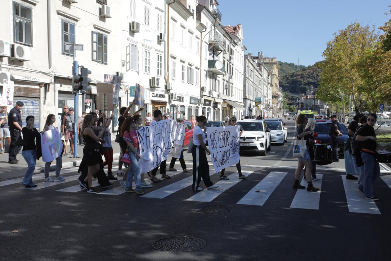 Rijeka: Povorka Hod za slobodu pod nazivom “Naš izbor, naš zakon”
