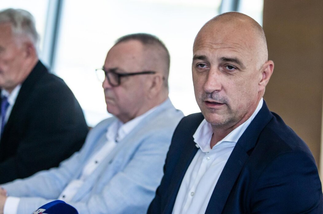 Osijek: Predstavljeno je pojačanje HNS-ovog Slavonskog pokreta Osijek: Predstavljeno je pojačanje HNS-ovog Slavonskog pokreta