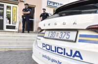 U Šibeniku nožem ubijen mladić, djevojka se bori za život U Šibeniku nožem ubijen mladić, djevojka se bori za život