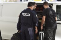 U Šibeniku nožem ubijen mladić, djevojka se bori za život U Šibeniku nožem ubijen mladić, djevojka se bori za život