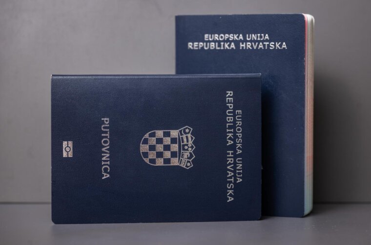 Ilustracija za putovnicu i osobnu iskaznicu