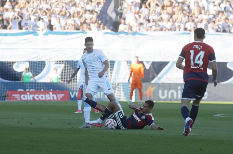 Rijeka: Rijeka i Hajduk sastali se u 8. kolu SuperSport HNL-a Rijeka: Rijeka i Hajduk sastali se u 8. kolu SuperSport HNL-a