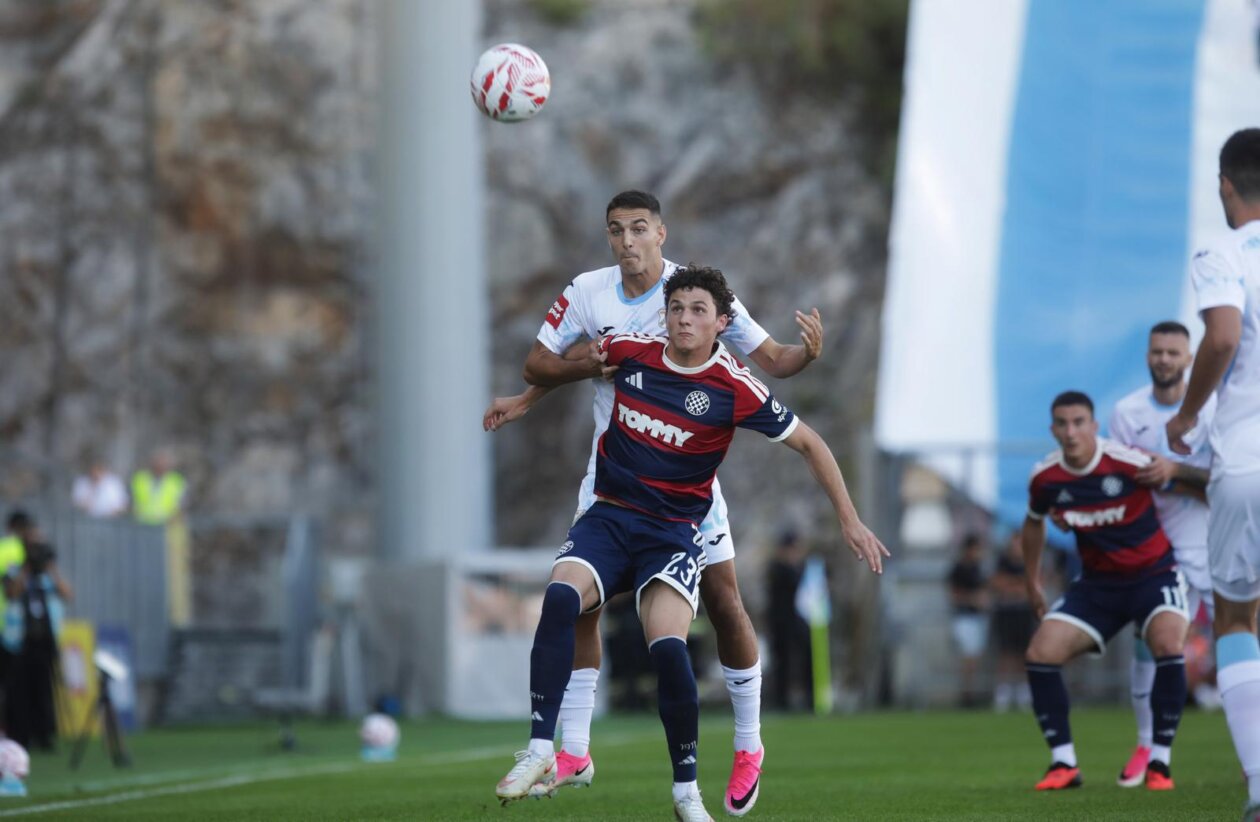 Rijeka: Rijeka i Hajduk sastali se u 8. kolu SuperSport HNL-a Rijeka: Rijeka i Hajduk sastali se u 8. kolu SuperSport HNL-a