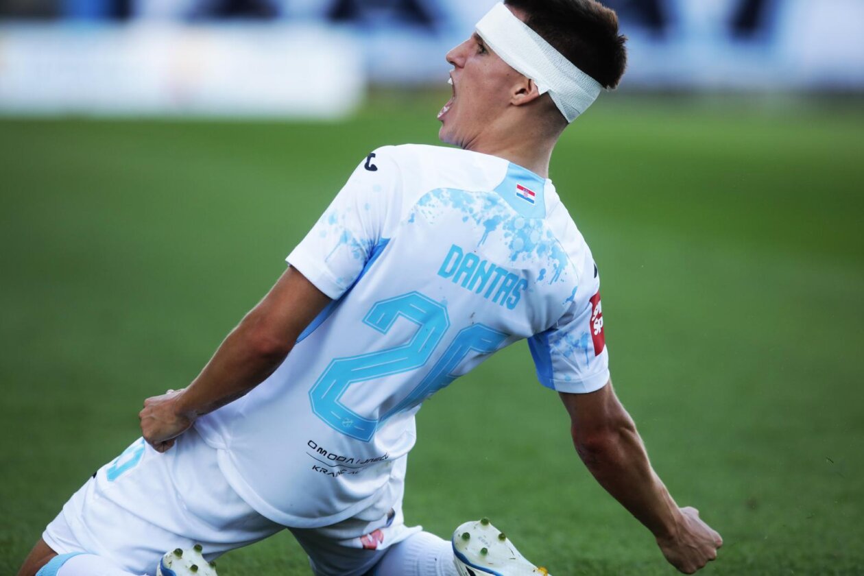 Rijeka: Rijeka i Hajduk sastali se u 8. kolu SuperSport HNL-a Rijeka: Rijeka i Hajduk sastali se u 8. kolu SuperSport HNL-a