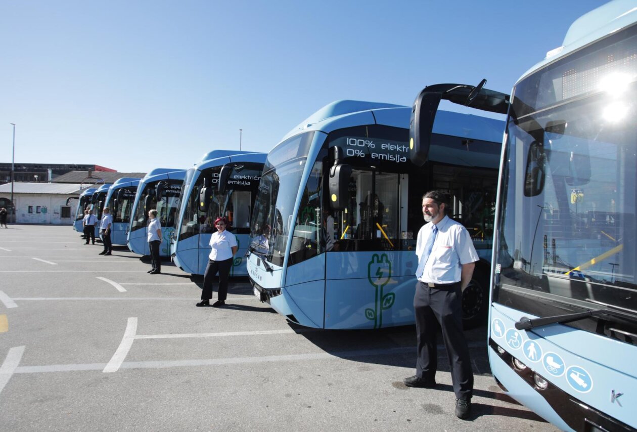 Rijeka: Predstavljanje osam novih elektri?nih autobusa Autotroleja Rijeka: Predstavljanje osam novih elektri?nih autobusa Autotroleja