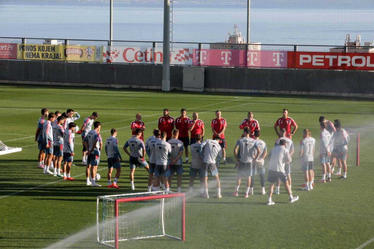 Rijeka: Hrvatski nogometni reprezetativci odradili trening