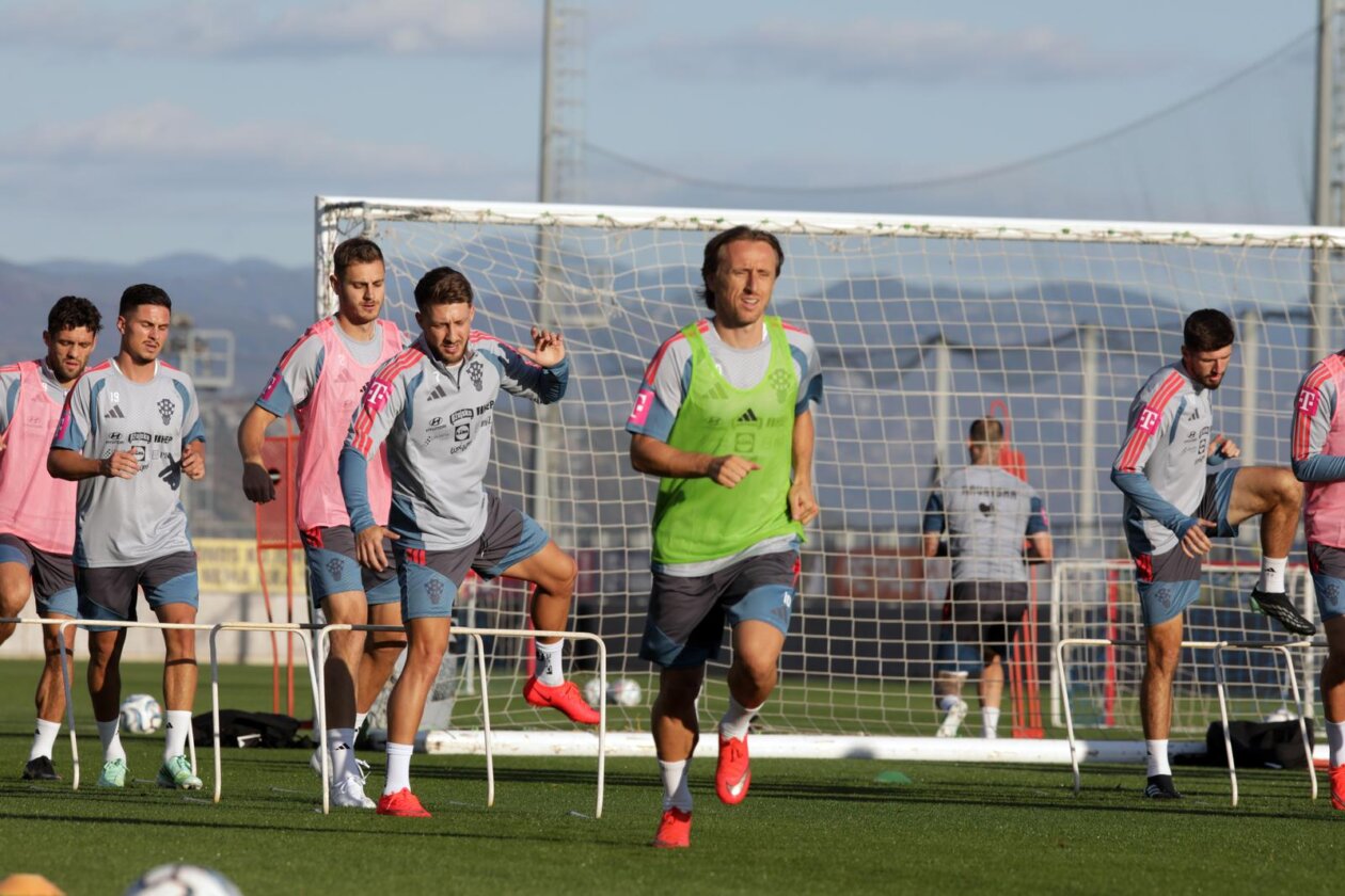 Rijeka: Hrvatski nogometni reprezetativci odradili trening