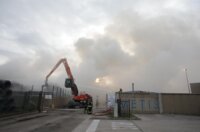 Rijeka: Izbio požar u skladištu Metisa na Kukuljanovu