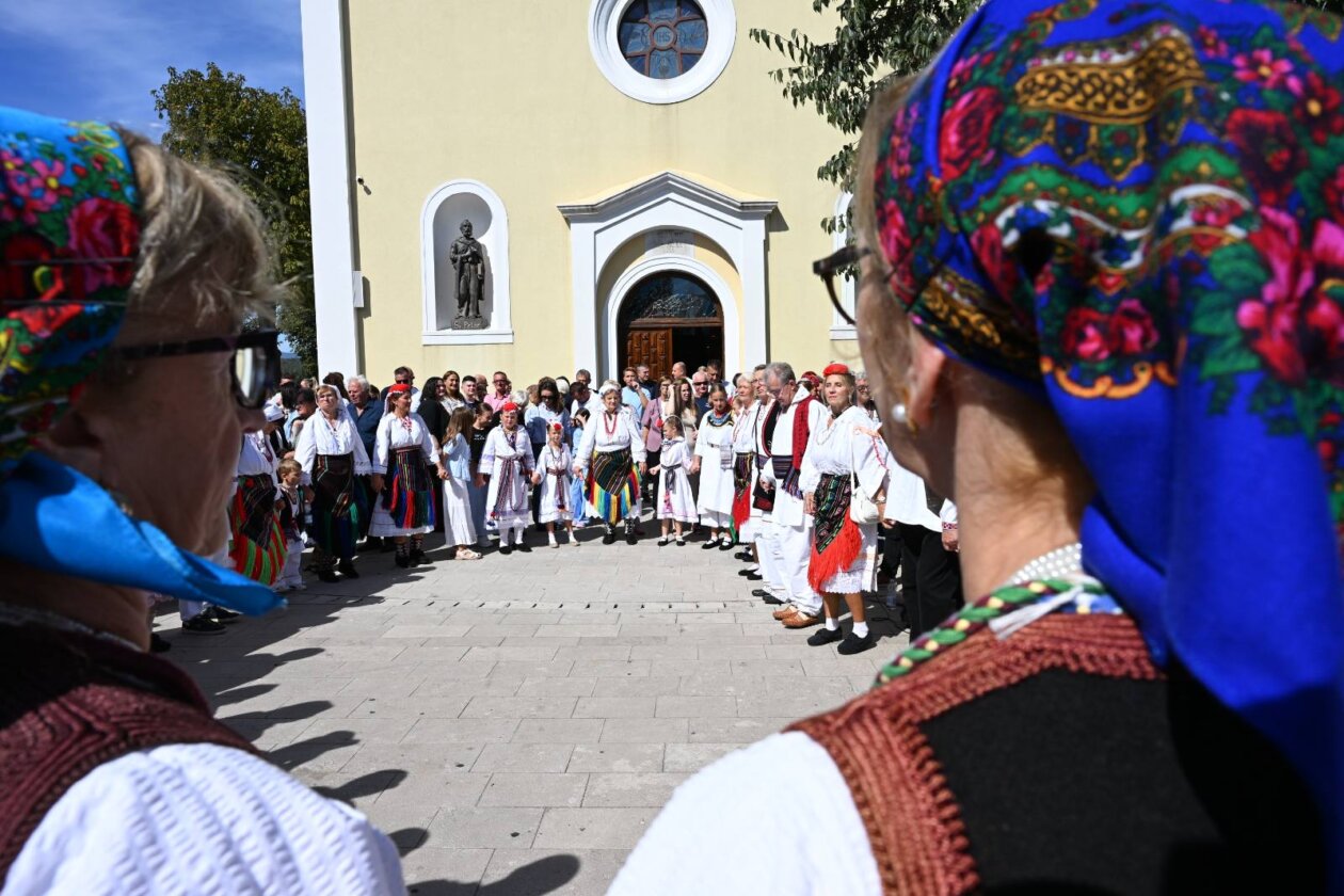 Smotra folklora Viškovsko prelo (3) Smotra folklora Viškovsko prelo (3)
