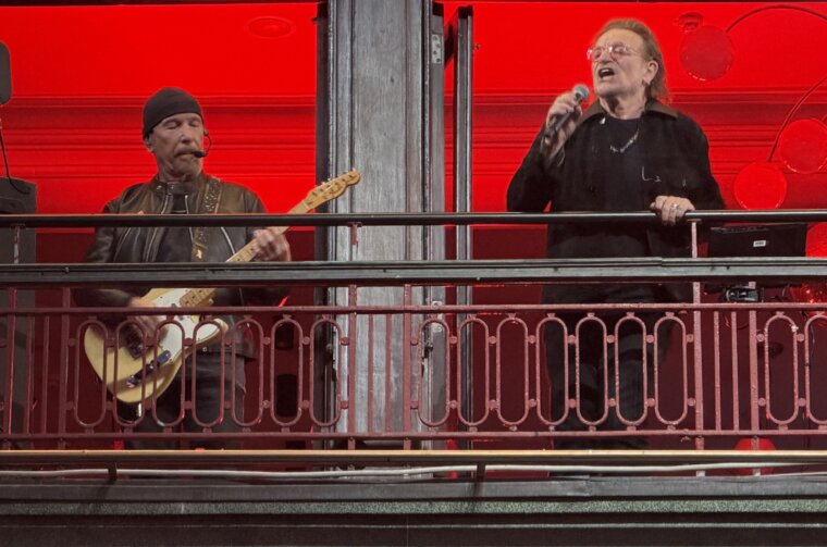 U2 BALKON
