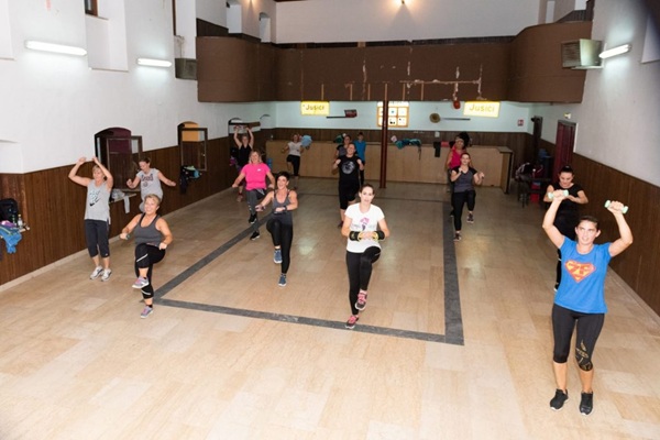 fitness-na-zatvorenom fitness-na-zatvorenom