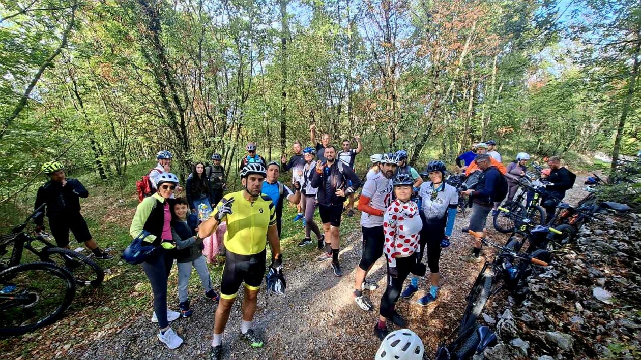 Bike&Hike (1) Bike&Hike (1)