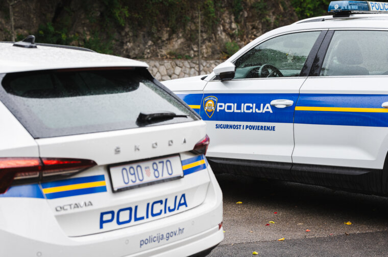 Ilustrativna policija promet-6187