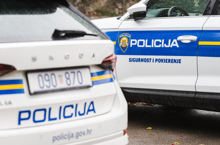 Ilustrativna policija promet-6192