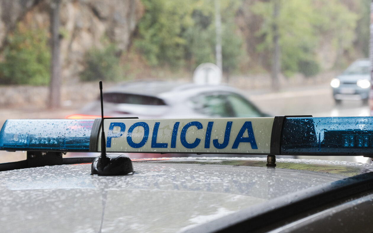 Ilustrativna policija promet-6211