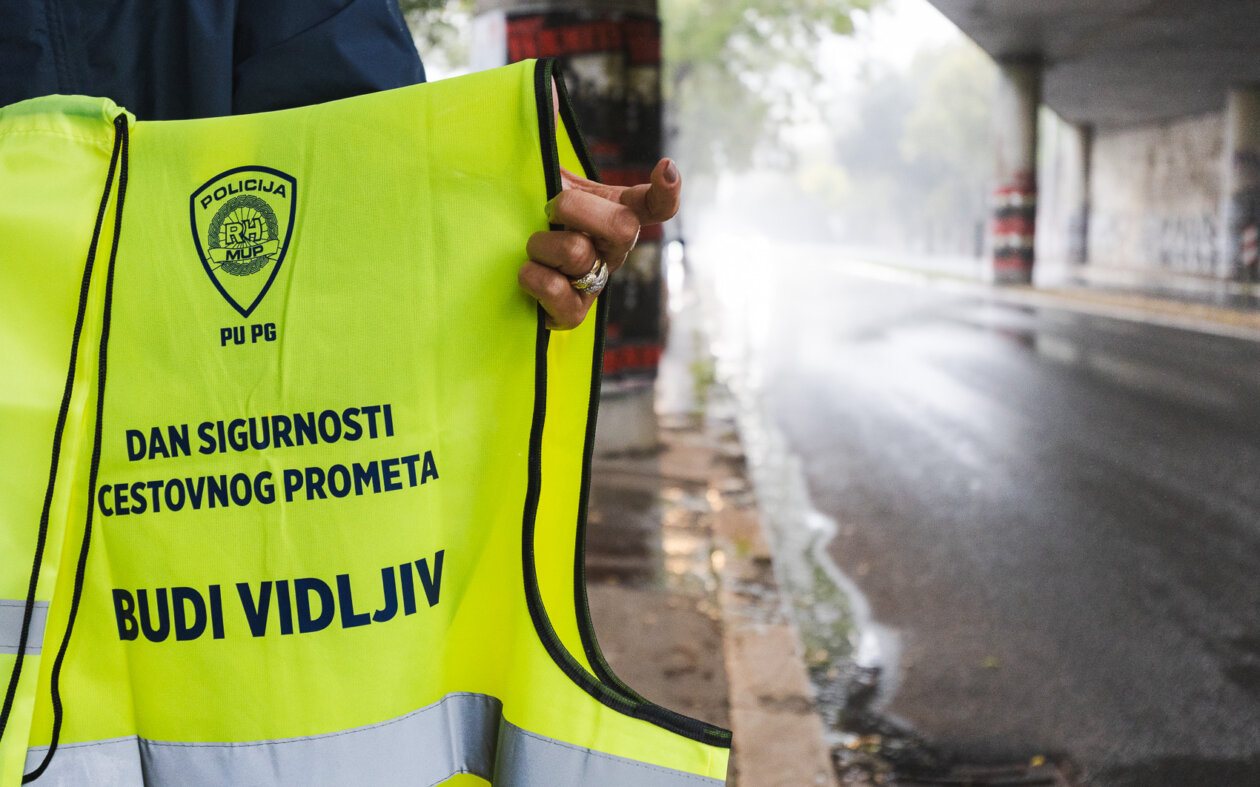 Ilustrativna policija promet-6233
