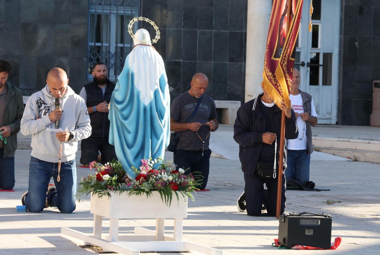 ibenik: Molitva muke krunice prve subote u mjesecu ibenik: Molitva muke krunice prve subote u mjesecu