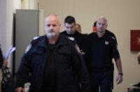Rijeka: Pravosudni policajci dovode braću Vinković na Županijski sud
