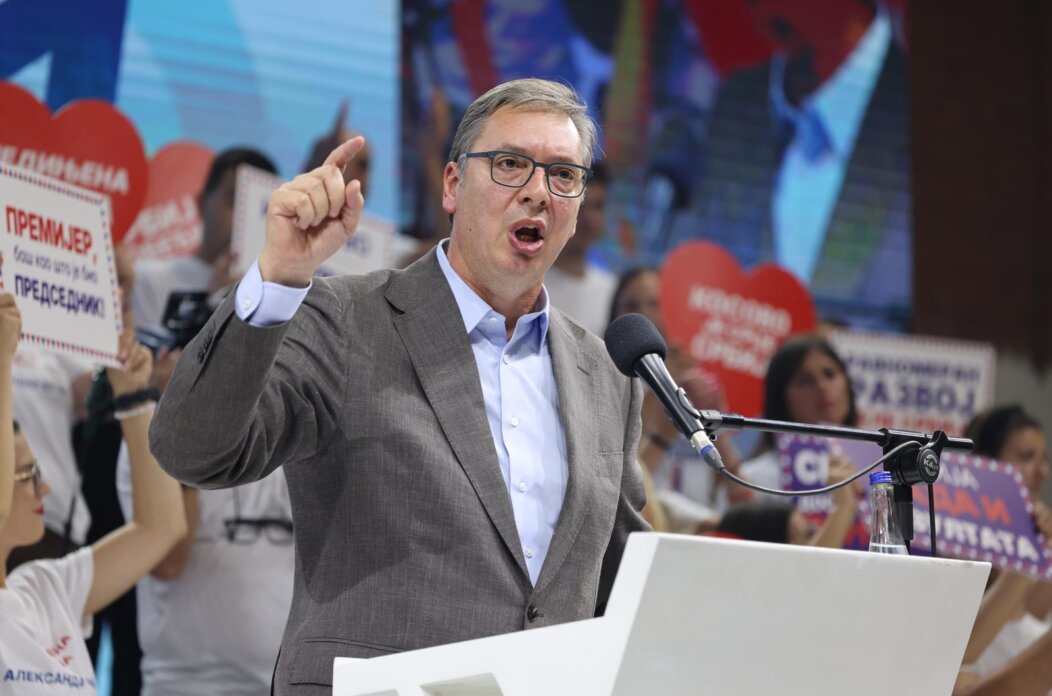 U Zaječaru održan predizborni skup liste “Aleksandar Vučić – Ujedinjena Srbija” U Zaječaru održan predizborni skup liste “Aleksandar Vučić – Ujedinjena Srbija”
