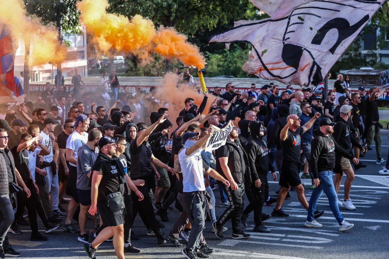 Split: Korteo Torcide prema stadionu Poljud