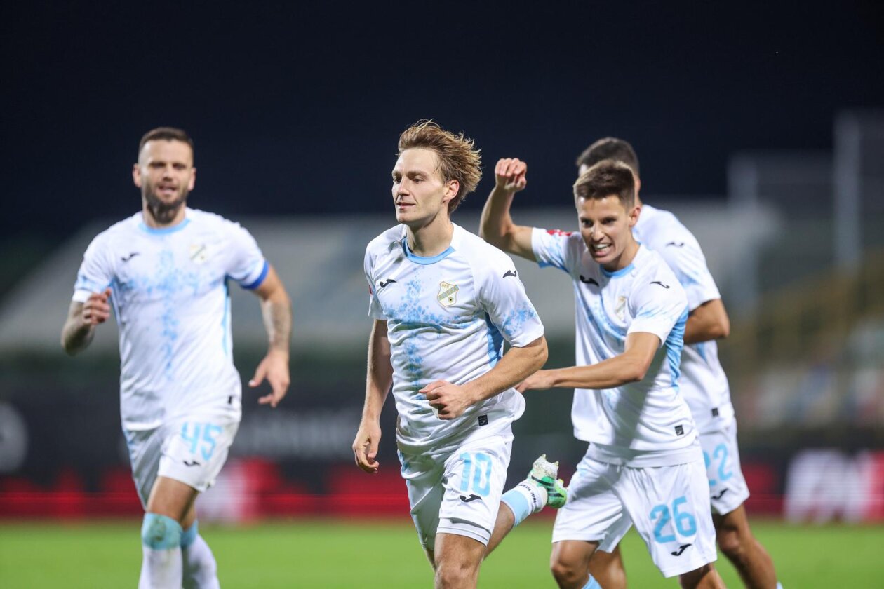 Rudeš i Rijeka sastali se u 10. kolu SuperSport HNL-a Rudeš i Rijeka sastali se u 10. kolu SuperSport HNL-a