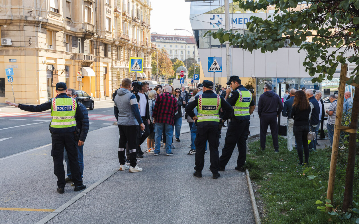 Prosvjed Garaža Stari grad-5986
