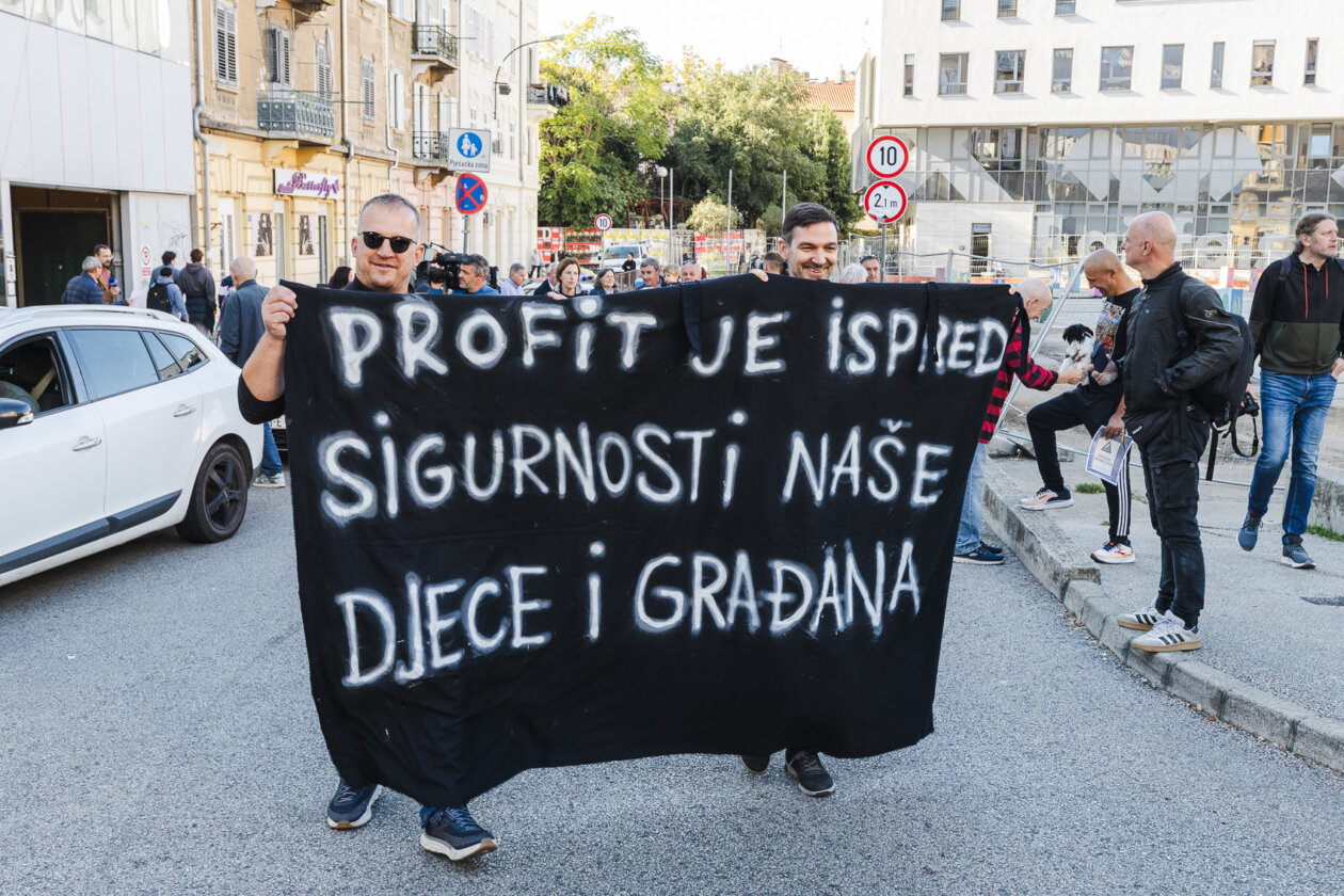 Prosvjed Garaža Stari grad-6107