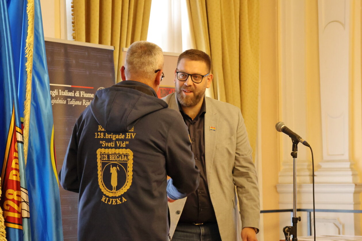 Veterani-128.-proslava-35.-obljetnice-100-1 Veterani-128.-proslava-35.-obljetnice-100-1